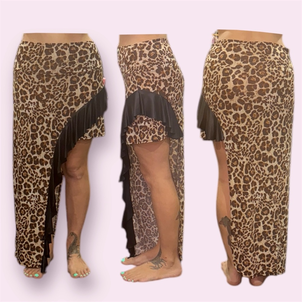 Leopard Print Asymmetrical Skirt